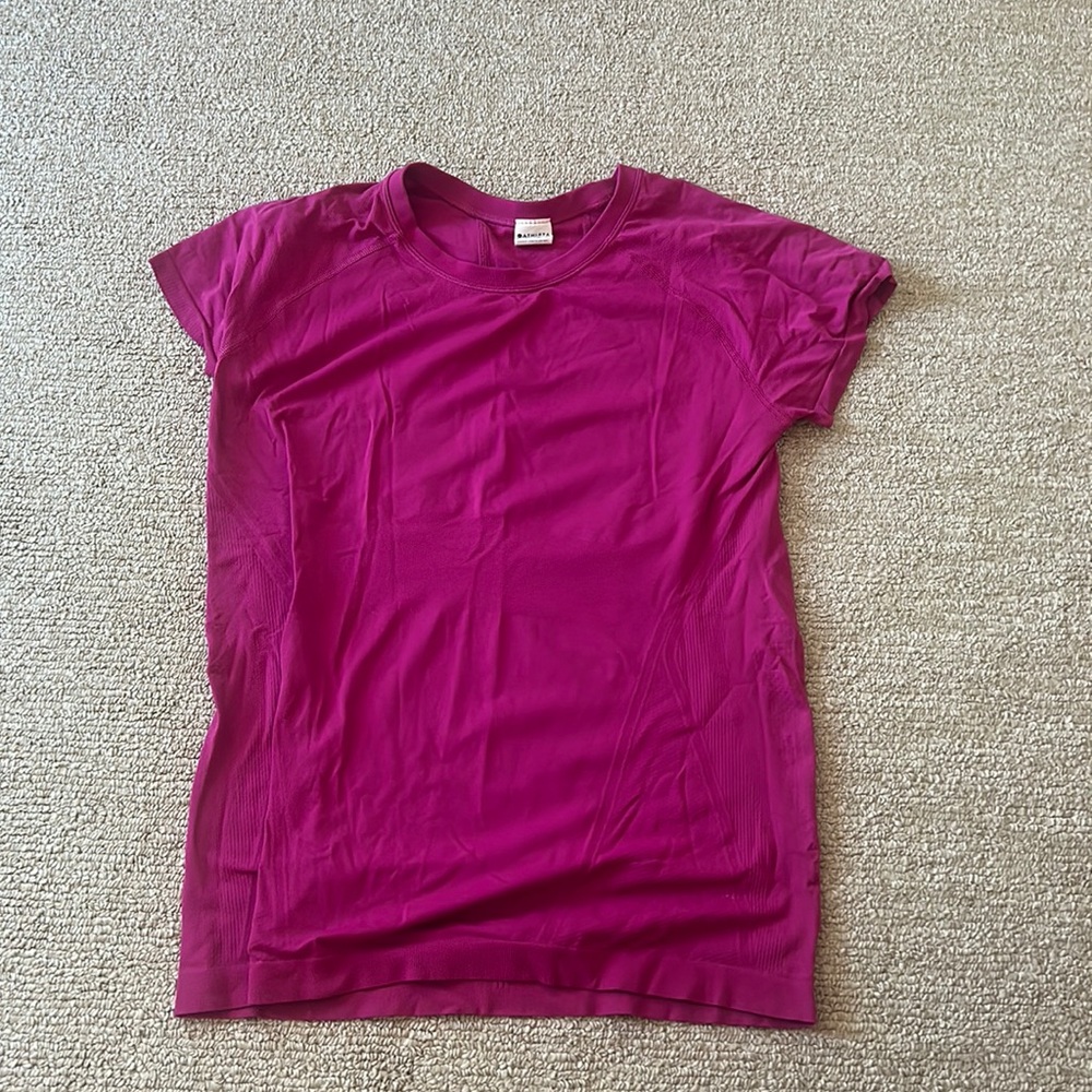 Athleta athletic short sleeve tshirt